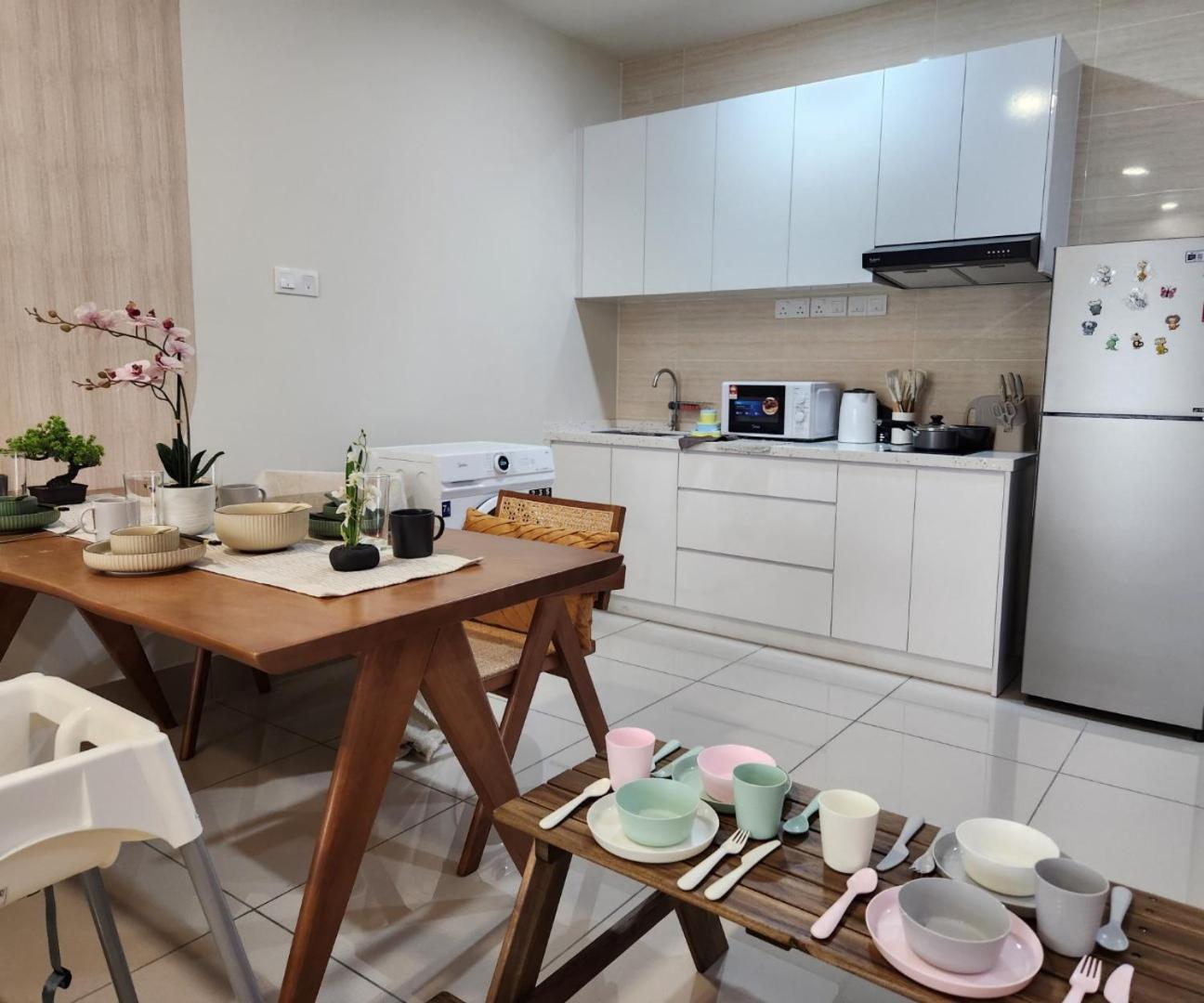 One By Lux Apartemen