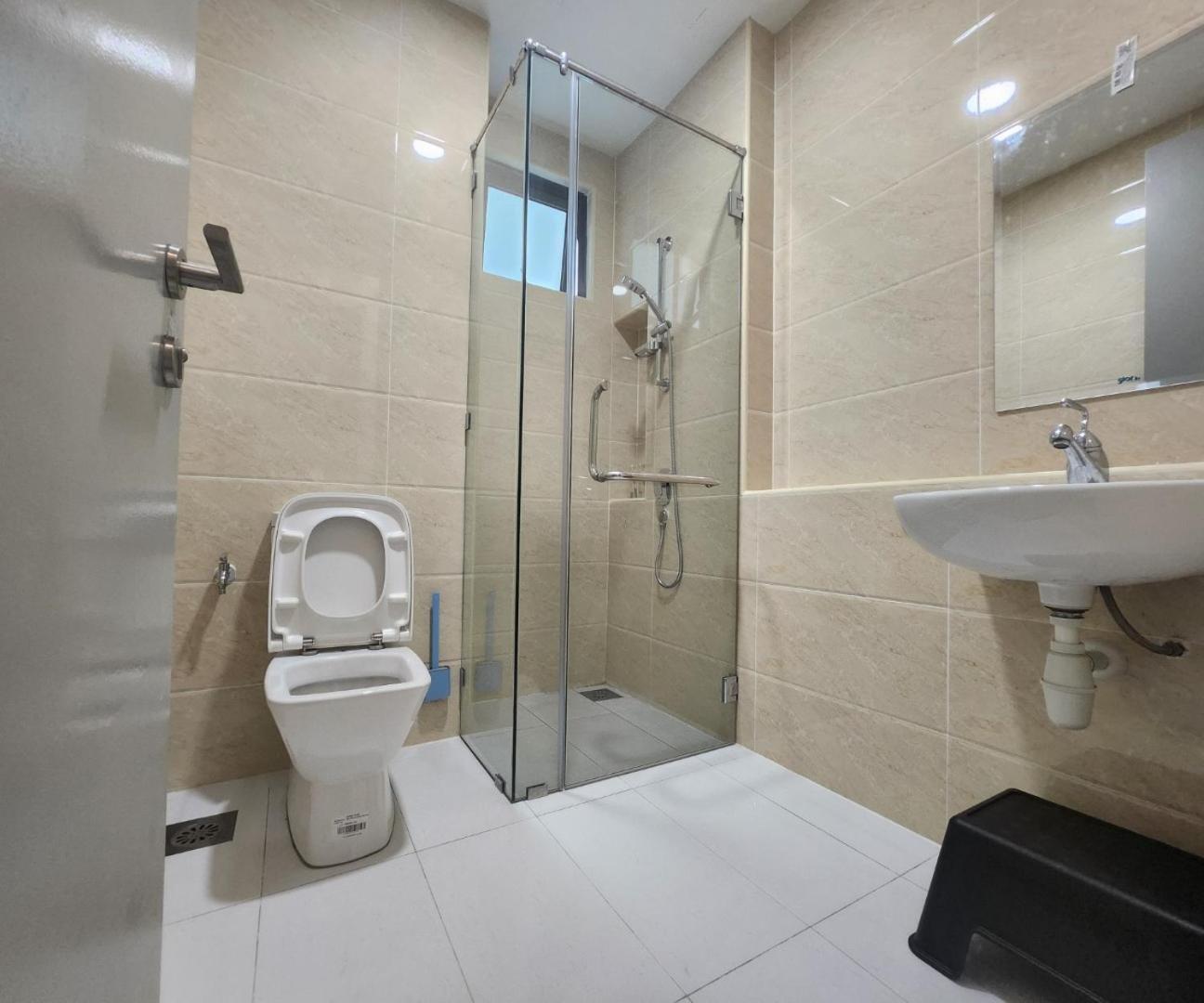 One By Lux Apartemen